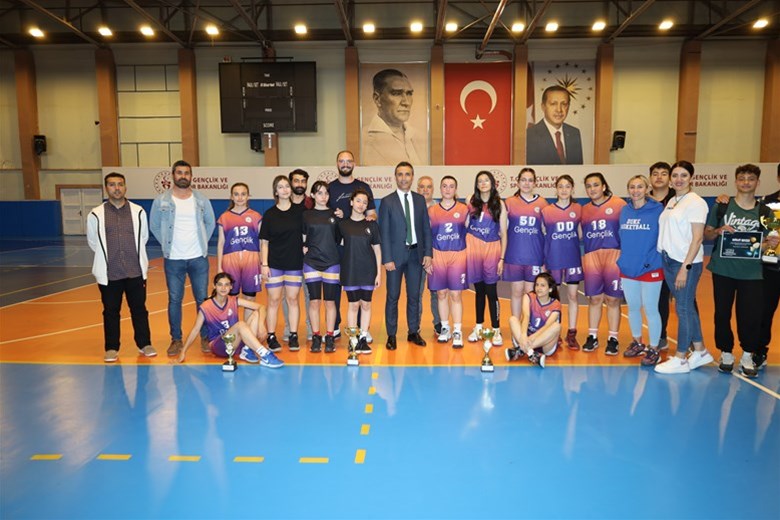 “Sokaklar Bizim Kupalar Bizim 3X3 Basketbol Gençlik Kupası" Sona Erdi