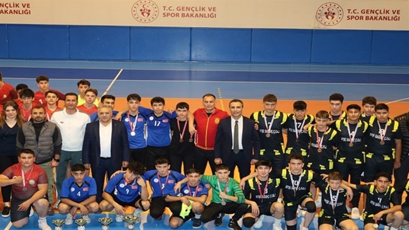 Okul Sporları Genç A Hentbol Müsabakaları Sona Erdi	