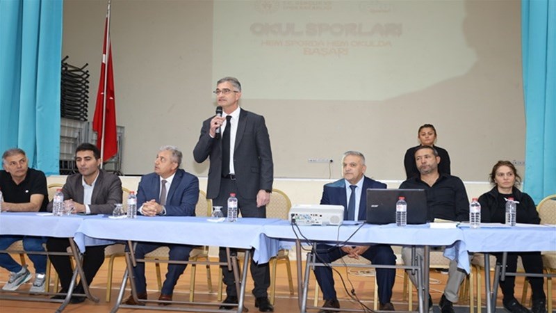 Okul Sporları Bilgilendirme Toplantısı Gerçekleştirildi