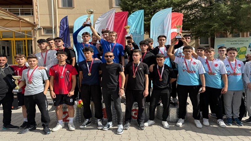 Okul Sporları Atletizm Kros Müsabakaları Sona Erdi