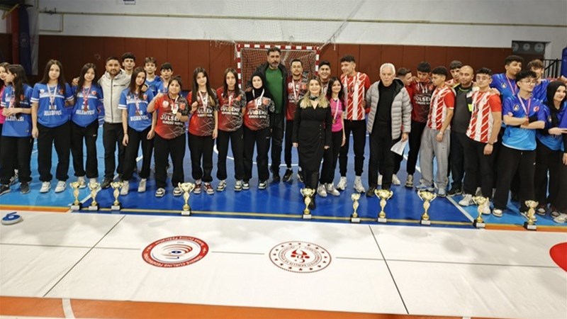 Okul Sporları Gençler Floor Curling Müsabakaları Sona Erdi