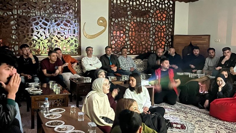 İl Müdürü Keskin, Gülşehir Gençlik Merkezi’nde A Milli Takımımızın Galibiyetini Gençlerle Birlikte İzledi