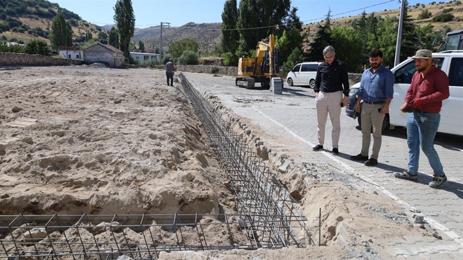 Nevşehir’de 2. Etap Halı Saha Yatırımlarında Çalışmalar Başladı