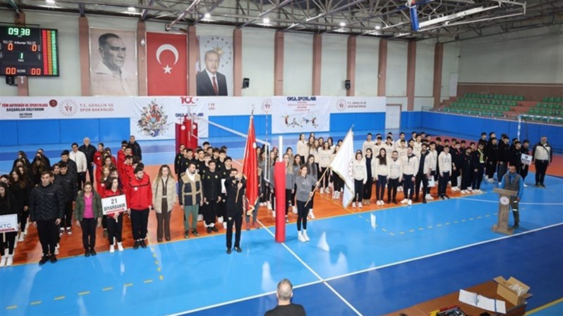Okul Sporları Voleybol Genç A Kız-Erkek Yarı Final Müsabakaları Başladı